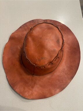 Vintage Look Leather Cowboy Hat - Cognac Brown